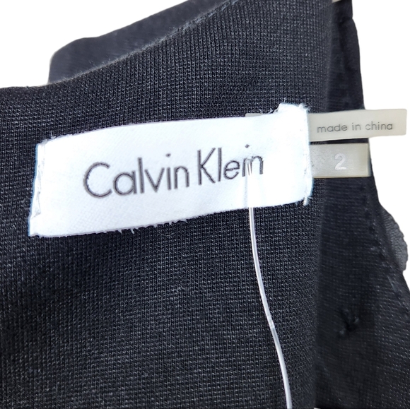 Calvin Klein Black Ruffled Zipper Floral Rose Shealth Dress LBD Women's Size 2 - Picture 9 of 12